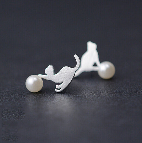 925 Sterling Silver Stud Natural Pearl Kitten Earrings