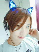 Hot Cat Ear Foldable Flashing Headphones